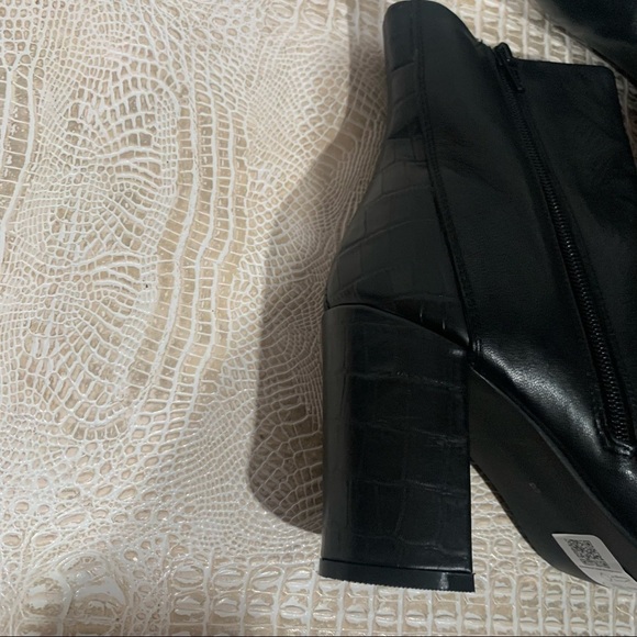 Asos Women’s Resilient Leather Heeled Black Boots - Picture 10 of 11